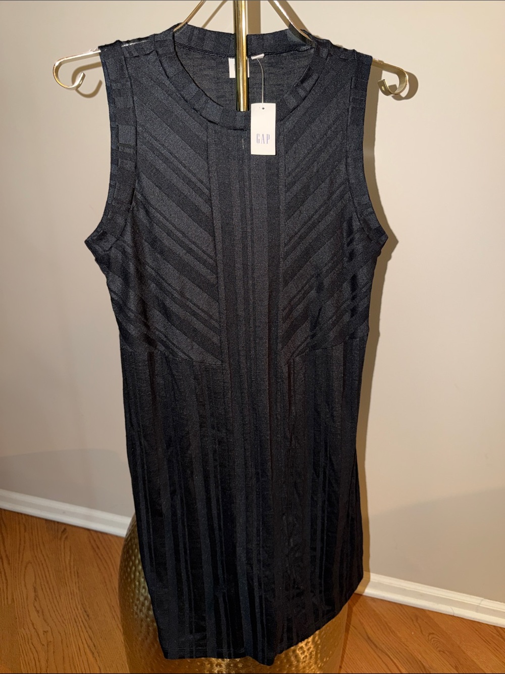 GAP Black Sleeveless Textured Sheath Dress